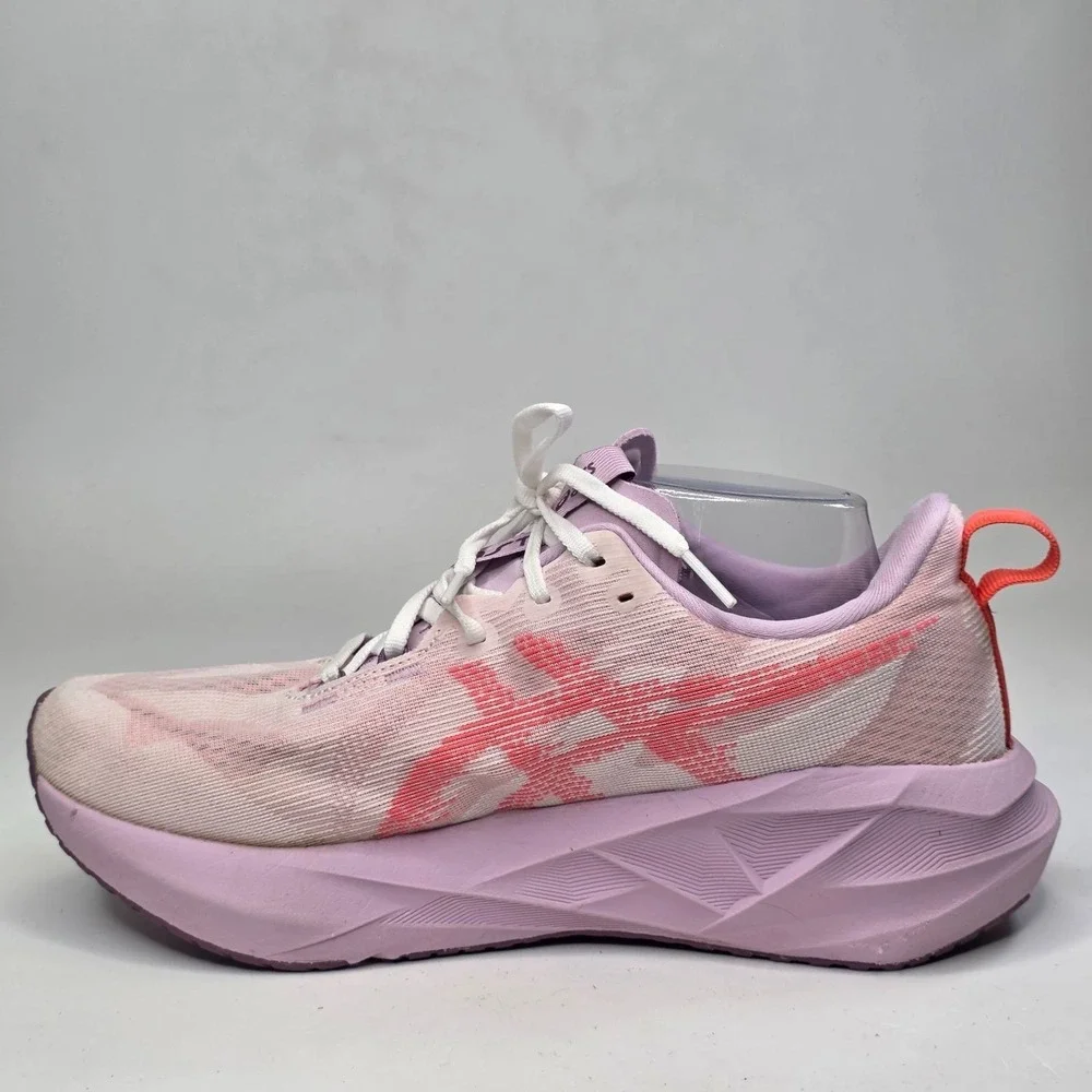Asics Novablast 5 Women's Size 10 Pink Purple Athletic Running Shoes Sneakers